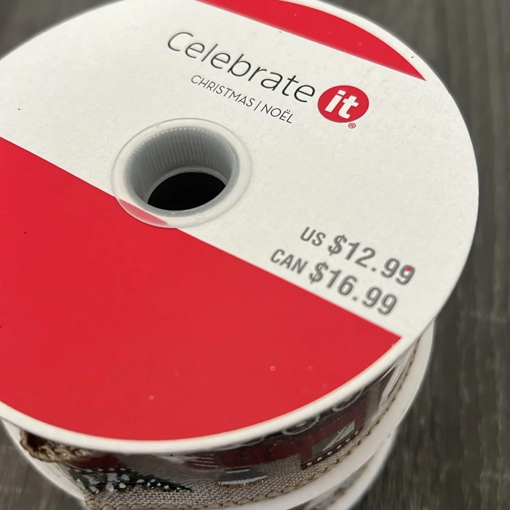 Festive Train Ribbon - Picture 3 of 4